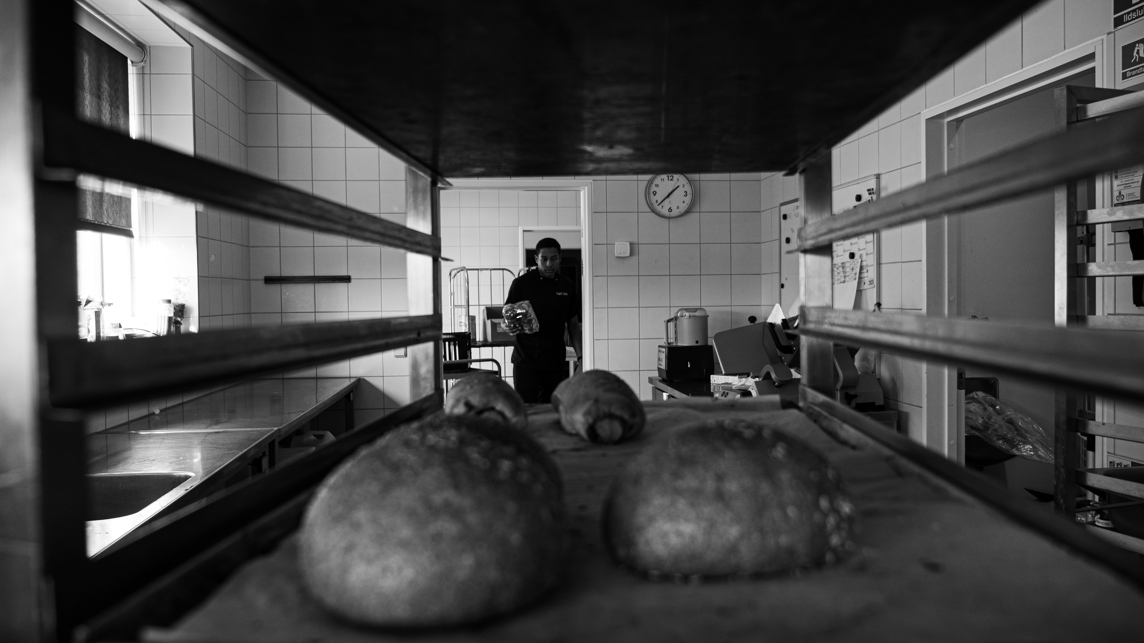 Udstyr bliver ryddet på plads